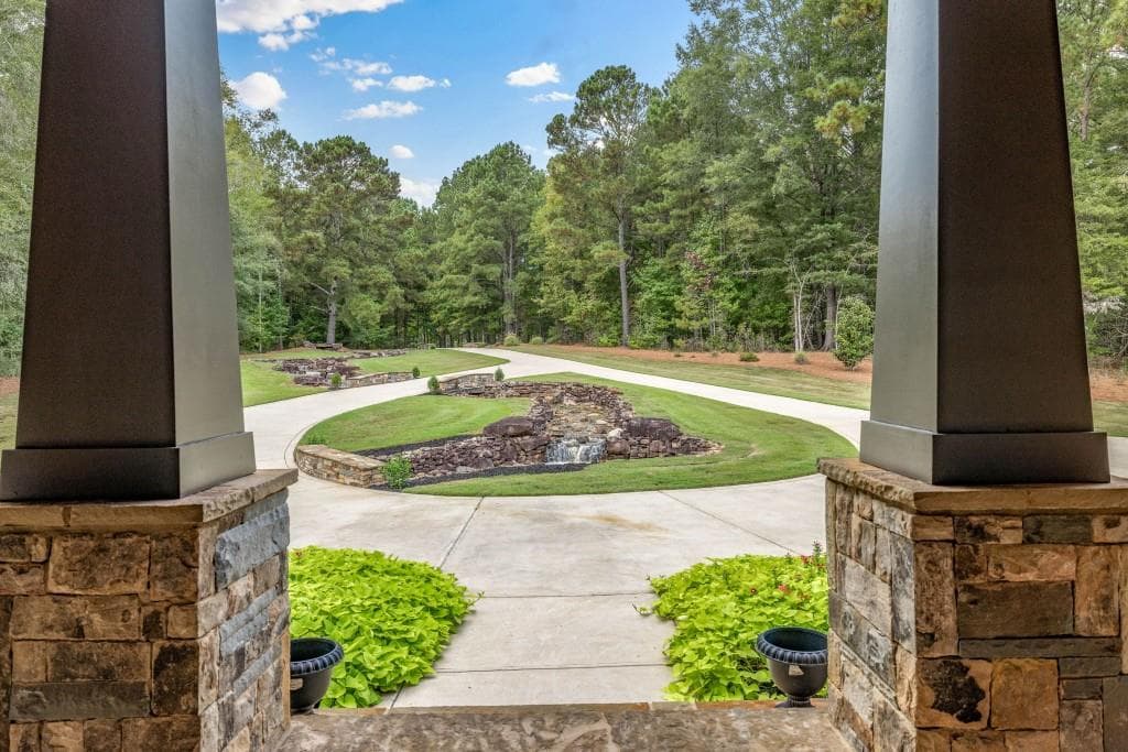 8 bedroom, 7 bathroom, 9,105 sq ft single family residence for sale at 400 Harmony Road, Eatonton, GA 31024 — photo 10