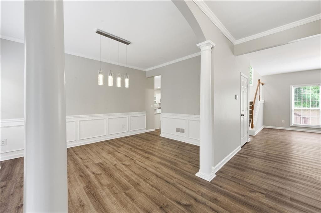 4 bedroom, 4 bathroom, 3,800 sq ft single family residence for sale at 3890 Brentview Place, Kennesaw, GA 30144 — photo 2