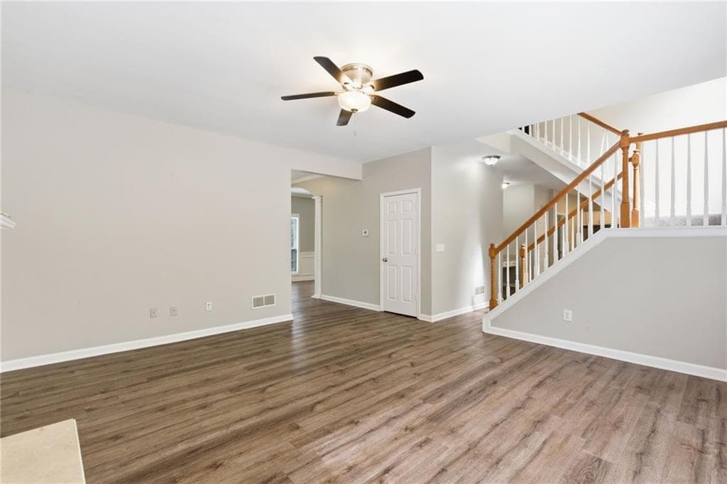 4 bedroom, 4 bathroom, 3,800 sq ft single family residence for sale at 3890 Brentview Place, Kennesaw, GA 30144 — photo 9