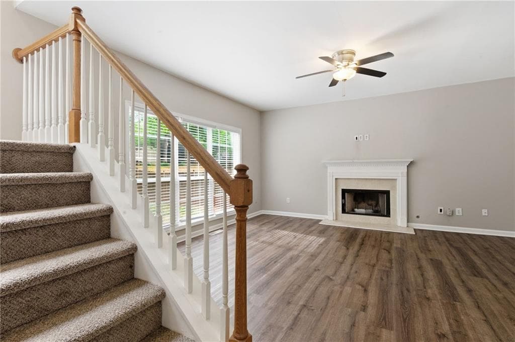 4 bedroom, 4 bathroom, 3,800 sq ft single family residence for sale at 3890 Brentview Place, Kennesaw, GA 30144 — photo 4