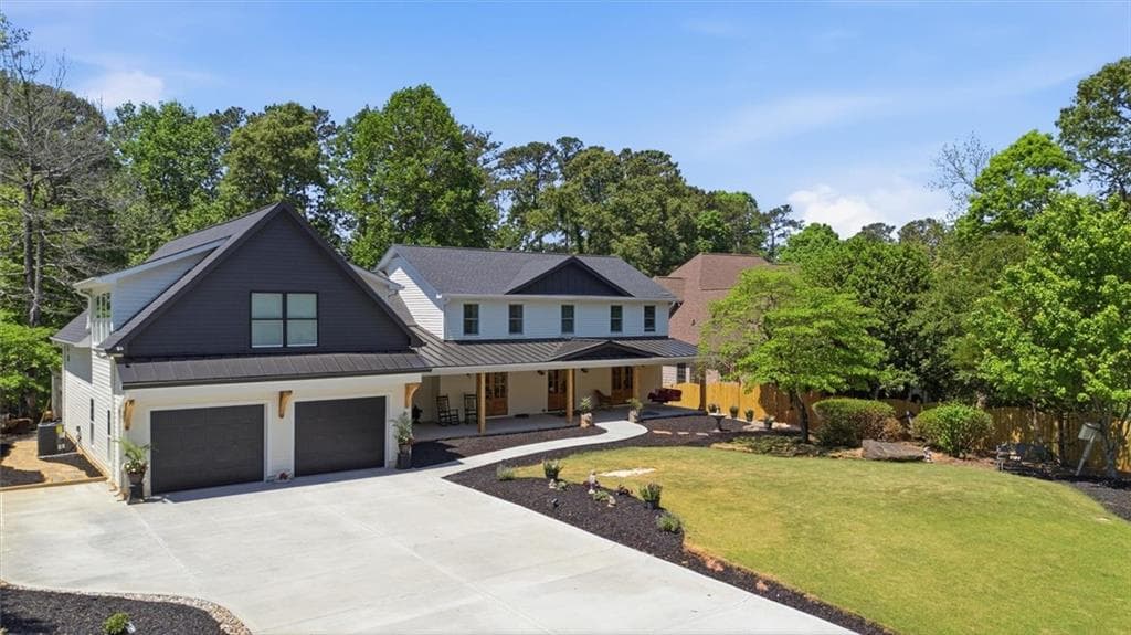 6 bedroom, 6 bathroom, 4,926 sq ft single family residence for sale at 3685 High Green Drive, Marietta, GA 30068 — photo 5
