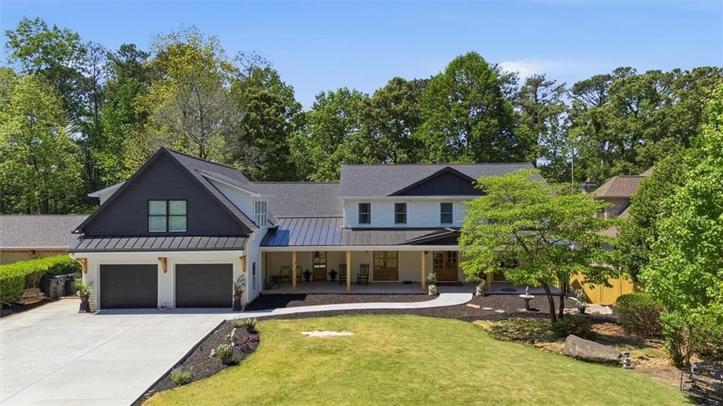 6 bedroom, 6 bathroom, 4,926 sq ft single family residence for sale at 3685 High Green Drive, Marietta, GA 30068 — photo 6