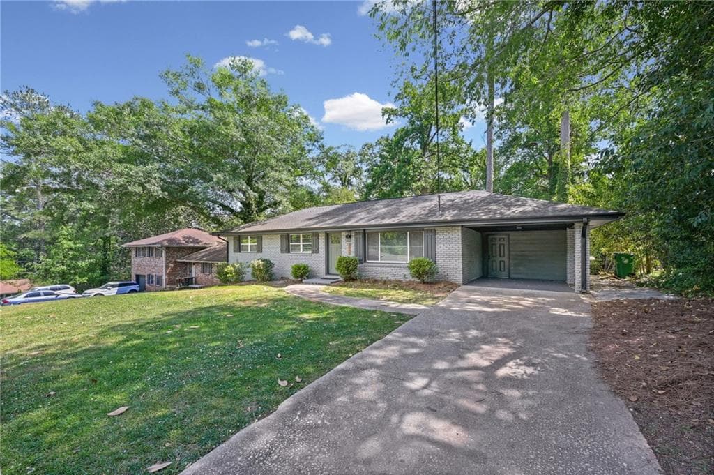 3 bedroom, 2 bathroom, 1,434 sq ft single family residence for sale at 3191 Gay Drive, Decatur, GA 30032 — photo 3