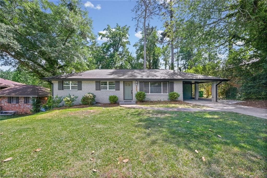 3 bedroom, 2 bathroom, 1,434 sq ft single family residence for sale at 3191 Gay Drive, Decatur, GA 30032 — photo 6