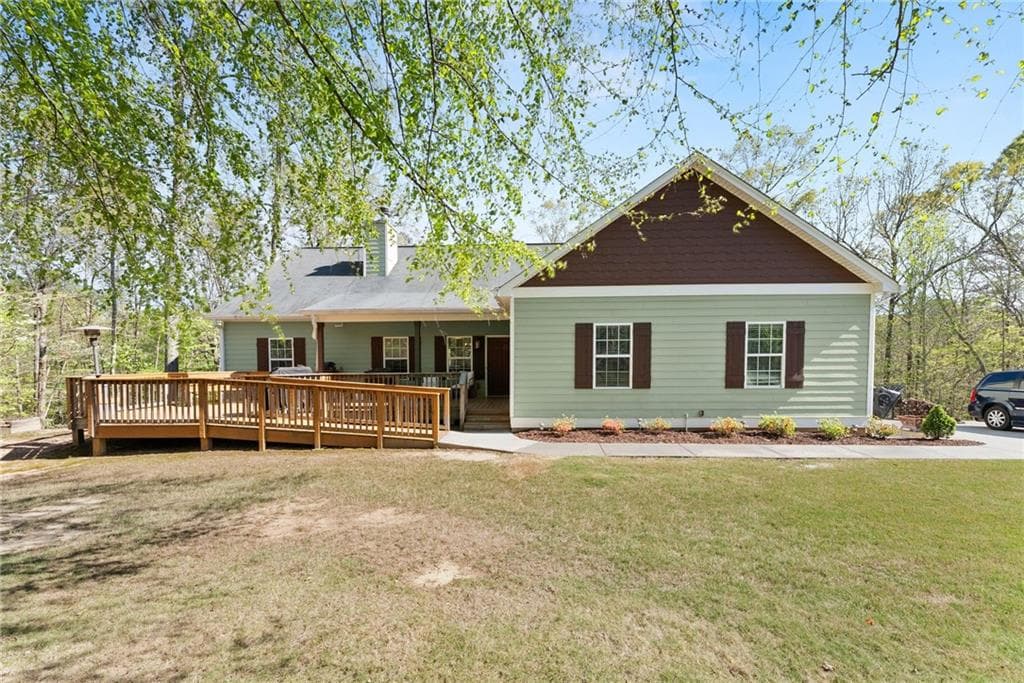 5 bedroom, 4 bathroom, 3,640 sq ft single family residence for sale at 334 Old White Oak Trail, Dawsonville, GA 30534 — photo 1 of 69