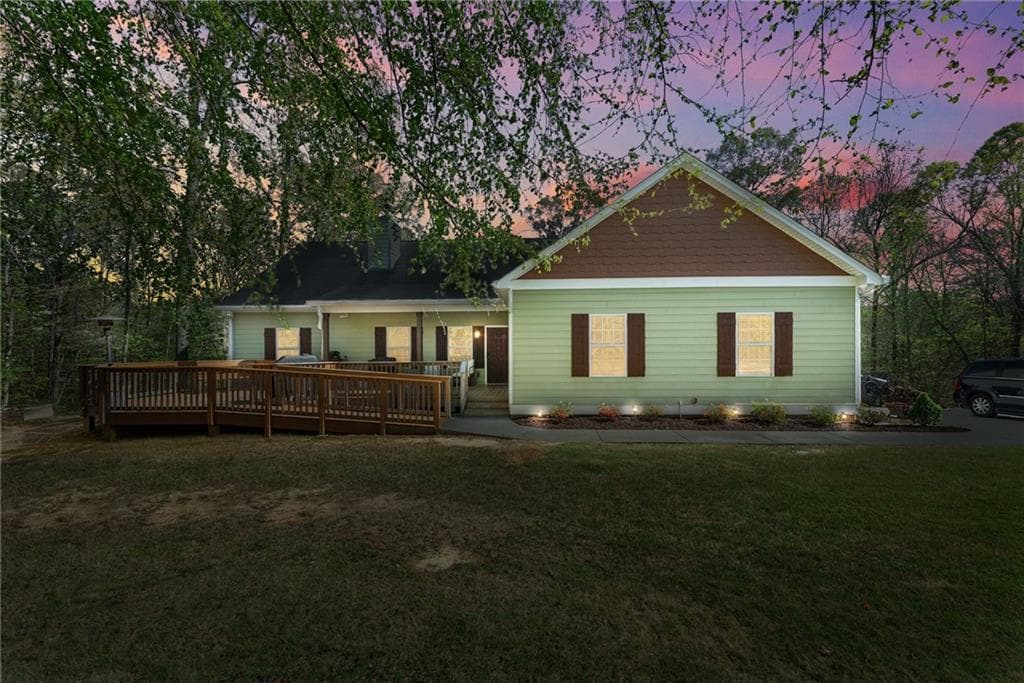 5 bedroom, 4 bathroom, 3,640 sq ft single family residence for sale at 334 Old White Oak Trail, Dawsonville, GA 30534 — photo 2