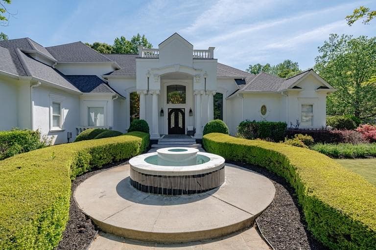 2614 Thurleston Lane