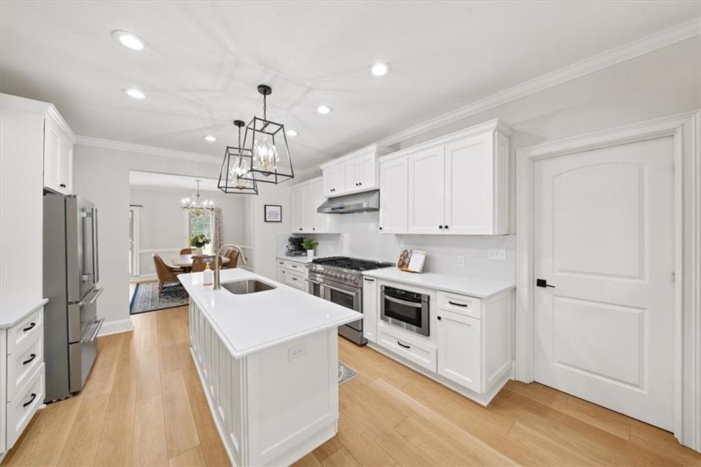 4 bedroom, 4 bathroom, 3,450 sq ft single family residence under contract at 4101 Thunderbird Drive, Marietta, GA 30067 — photo 10