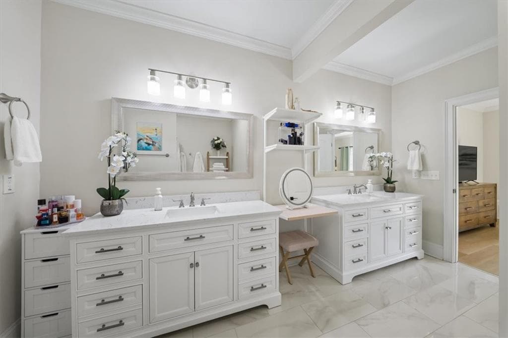 4 bedroom, 4 bathroom, 3,450 sq ft single family residence under contract at 4101 Thunderbird Drive, Marietta, GA 30067 — photo 5