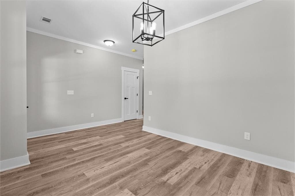4 bedroom, 3 bathroom, 2,276 sq ft single family residence for sale at 10041 Lakeview Parkway, Villa Rica, GA 30180 — photo 4