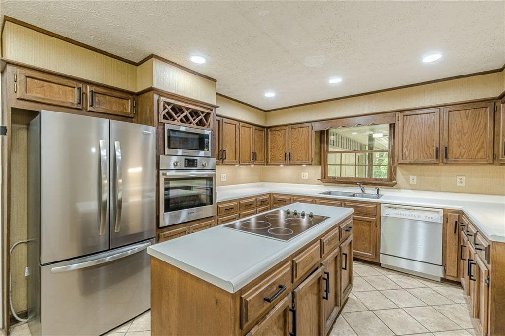 2 bedroom, 4 bathroom, 2,480 sq ft single family residence for sale at 729 Ga-92, Fayetteville, GA 30214 — photo 6