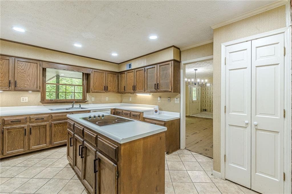 2 bedroom, 4 bathroom, 2,480 sq ft single family residence for sale at 729 Ga-92, Fayetteville, GA 30214 — photo 8