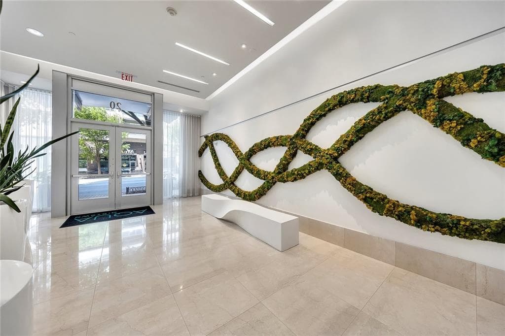 2 bedroom, 2 bathroom, 1,321 sq ft condominium for sale at 20 10th Street 1605, Atlanta, GA 30309 — photo 3