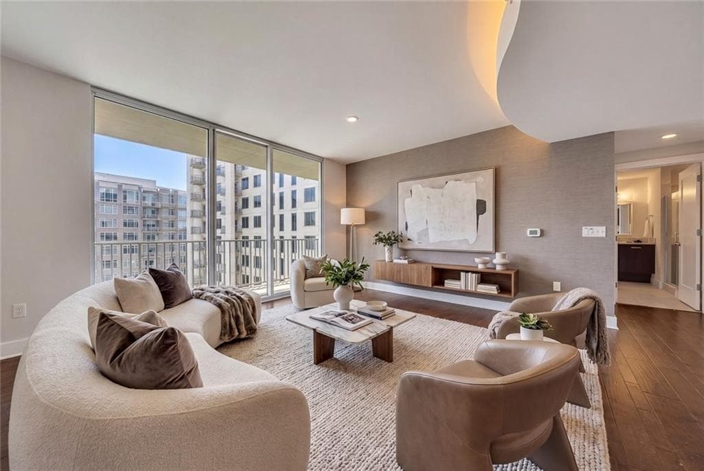 2 bedroom, 2 bathroom, 1,321 sq ft condominium for sale at 20 10th Street 1605, Atlanta, GA 30309 — photo 6