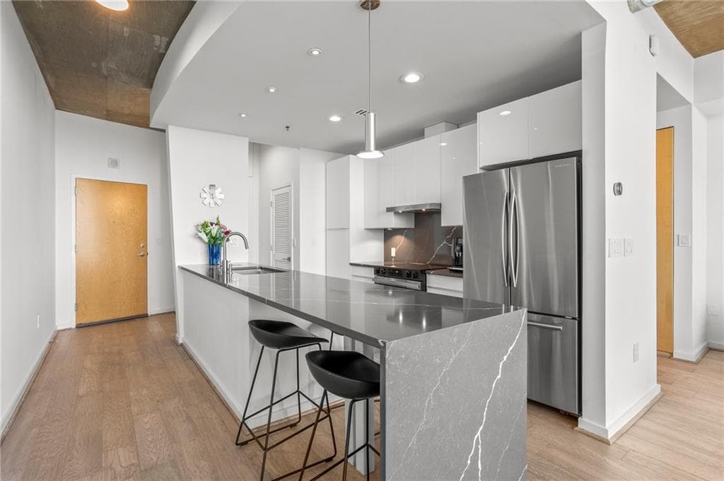 943 Peachtree Street 1414