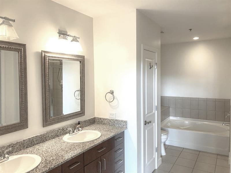 2 bedroom, 2 bathroom, 1,480 sq ft condominium for rent at 565 Peachtree Street 1104, Atlanta, GA 30308 for $2,700 a month — photo 10