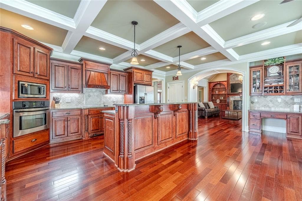 4 bedroom, 4 bathroom, 5,841 sq ft single family residence for sale at 2124 Stonegate Way, Monroe, GA 30656 — photo 5