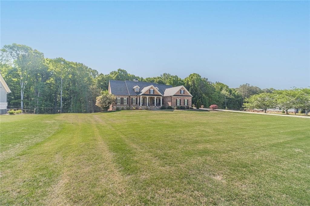 4 bedroom, 4 bathroom, 5,841 sq ft single family residence for sale at 2124 Stonegate Way, Monroe, GA 30656 — photo 7