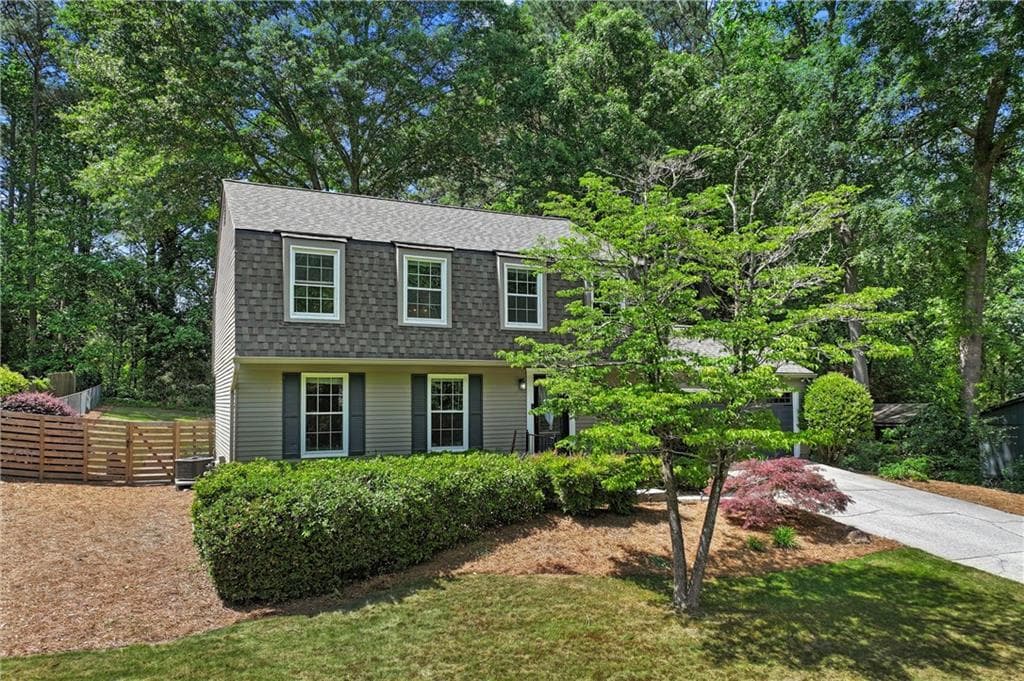 281 Cross Gate Drive, Marietta, GA 30068 — most recent listing photo