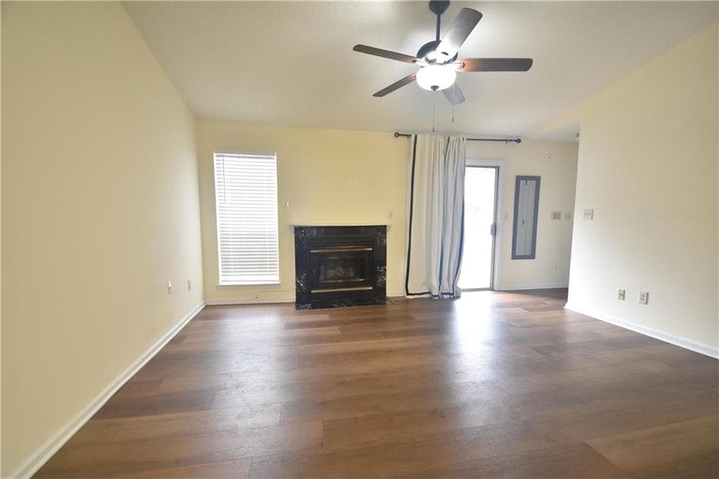 2 bedroom, 2 bathroom, 1,032 sq ft condominium for rent at 310 Granville 310, Sandy Springs, GA 30328 for $1,600 a month — photo 1 of 24