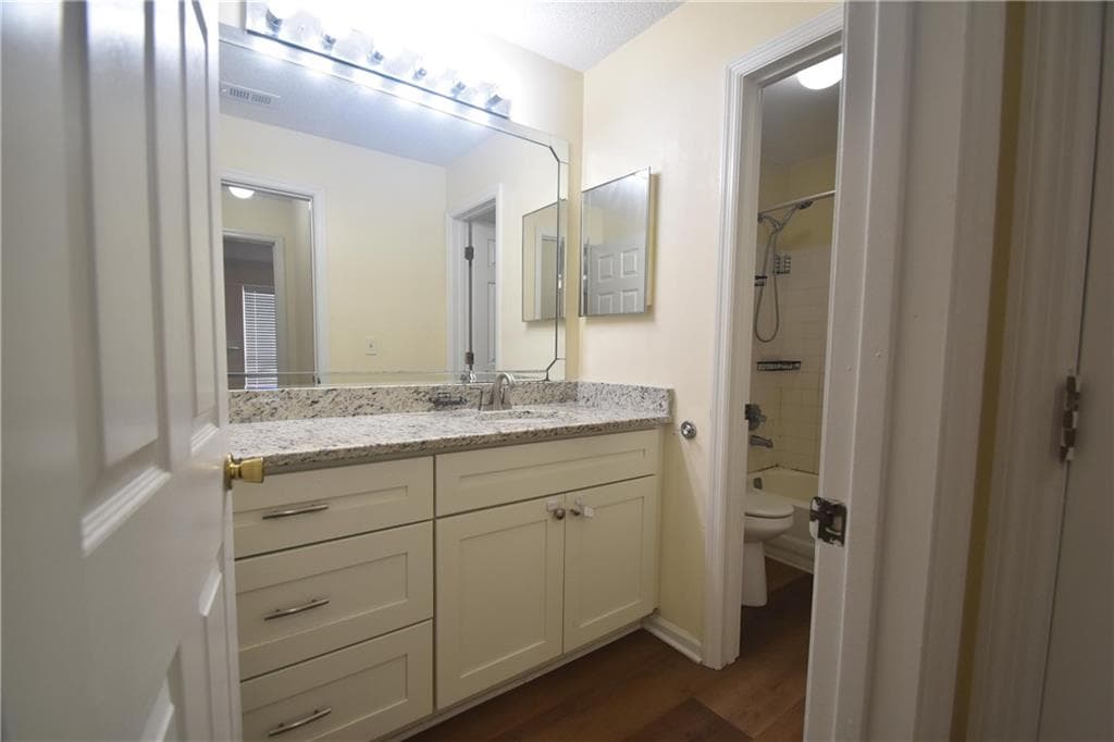 2 bedroom, 2 bathroom, 1,032 sq ft condominium for rent at 310 Granville 310, Sandy Springs, GA 30328 for $1,600 a month — photo 10