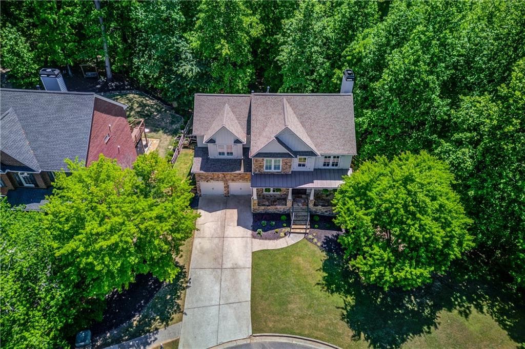 5 bedroom, 5 bathroom, 4,283 sq ft single family residence for sale at 7035 W Mountain Crossing, Cumming, GA 30041 — photo 3
