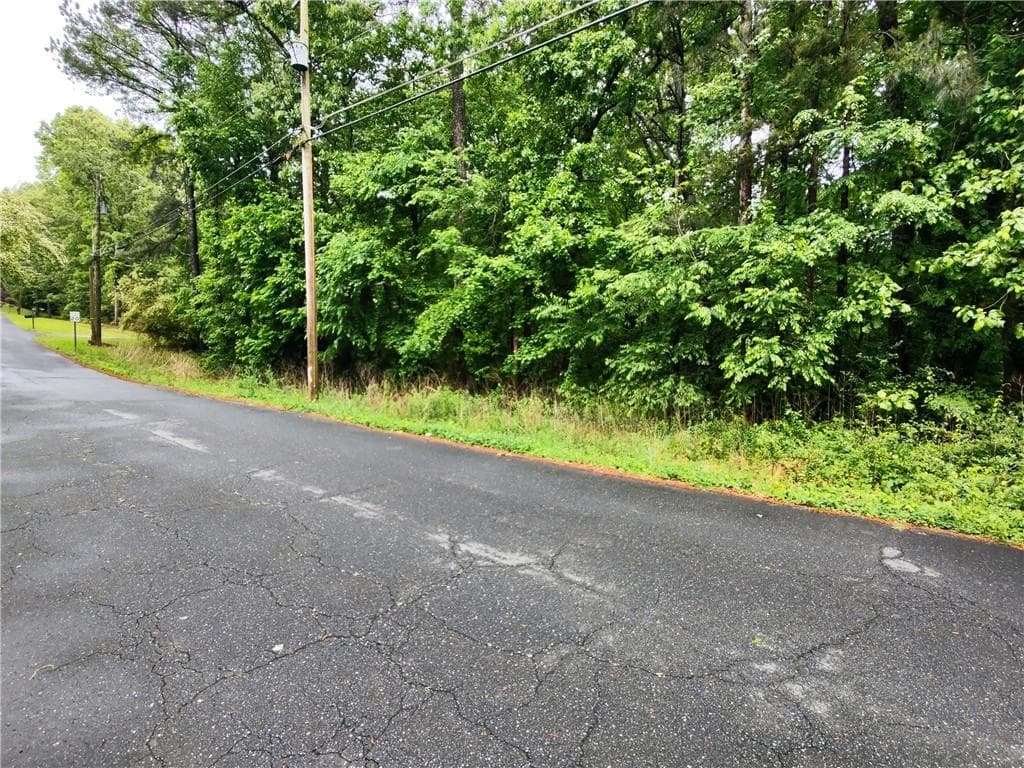 single family residence under contract at 23 Country Lane, Cartersville, GA 30120 — photo 3