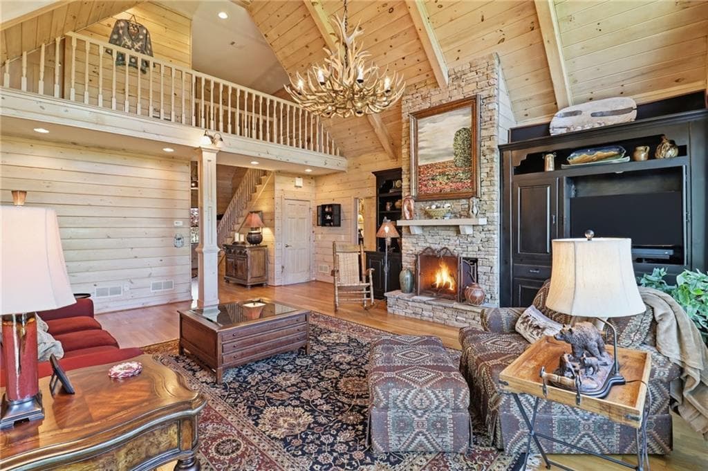 5 bedroom, 5 bathroom, 4,880 sq ft single family residence under contract at 1692 Ridgeview Drive, Big Canoe, GA 30143 — photo 7