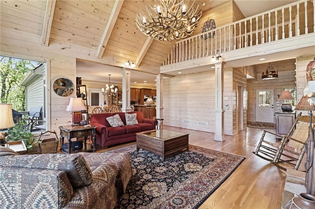 5 bedroom, 5 bathroom, 4,880 sq ft single family residence under contract at 1692 Ridgeview Drive, Big Canoe, GA 30143 — photo 8