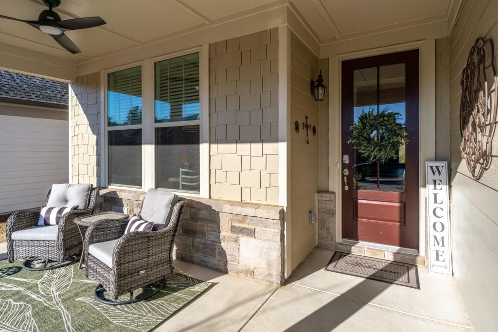 2 bedroom, 2 bathroom, 2,018 sq ft single family residence for sale at 146 Bear Way, Hoschton, GA 30548 — photo 5