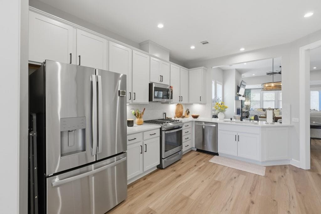 2 bedroom, 2 bathroom, 2,018 sq ft single family residence for sale at 146 Bear Way, Hoschton, GA 30548 — photo 8
