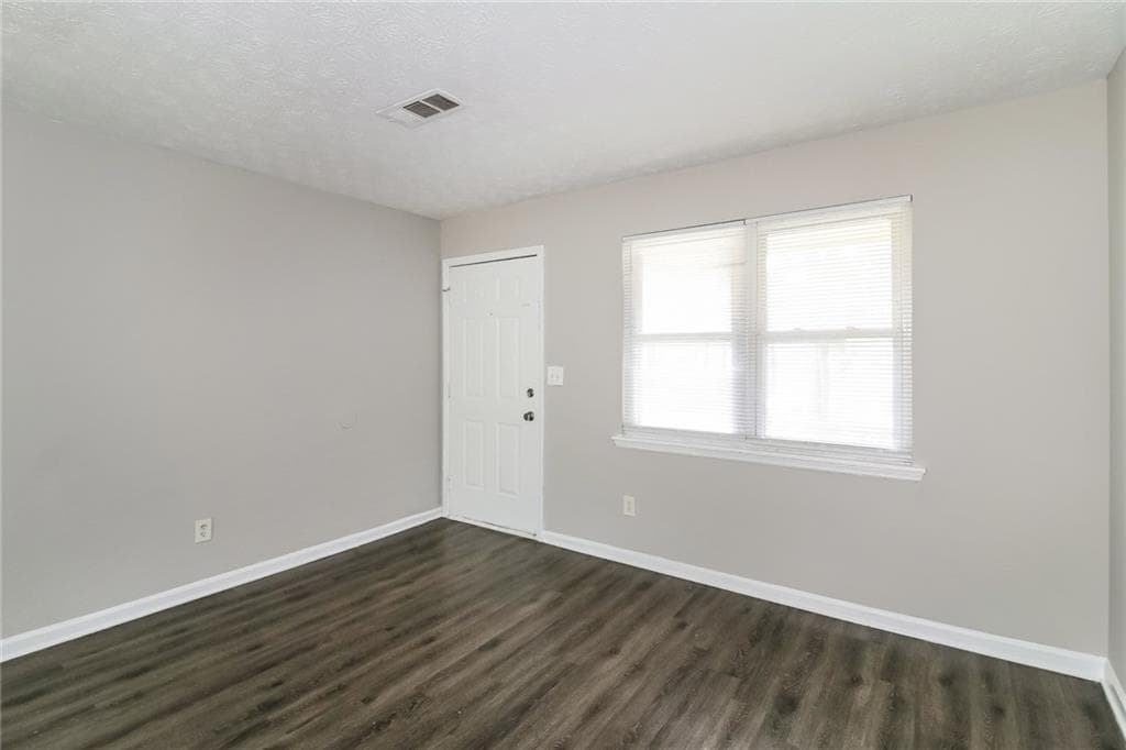 2 bedroom, 1 bathroom, 1,754 sq ft duplex for rent at 307 Hamilton Glenn 305, Stockbridge, GA 30281 for $1,200 a month — photo 4