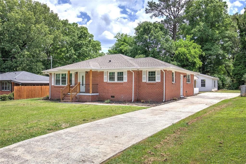 3 bedroom, 2 bathroom, 1,424 sq ft single family residence for sale at 4 Echota Circle, Rome, GA 30165 — photo 2