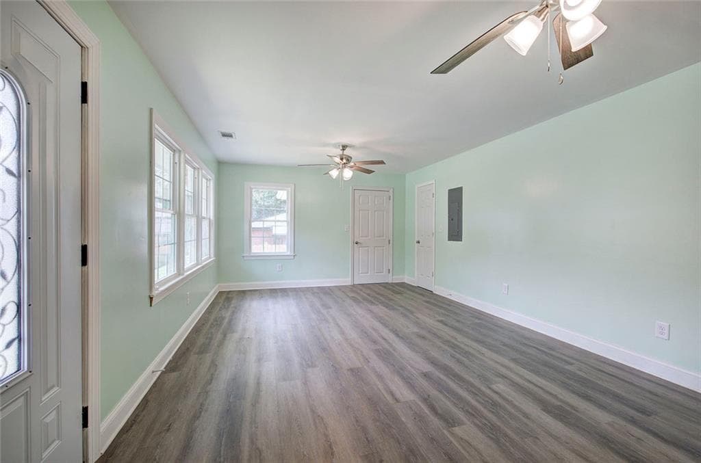 3 bedroom, 2 bathroom, 1,424 sq ft single family residence for sale at 4 Echota Circle, Rome, GA 30165 — photo 4