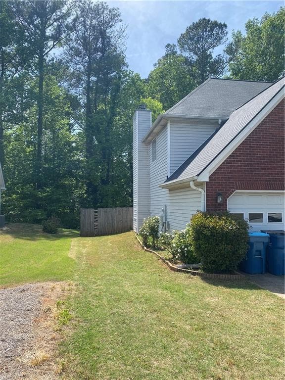 4 bedroom, 3 bathroom, 2,572 sq ft single family residence for sale at 725 Cricket Hill Trail, Lawrenceville, GA 30044 — photo 2