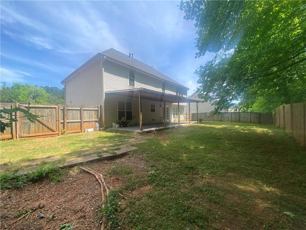 4 bedroom, 3 bathroom, 2,572 sq ft single family residence for sale at 725 Cricket Hill Trail, Lawrenceville, GA 30044 — photo 5