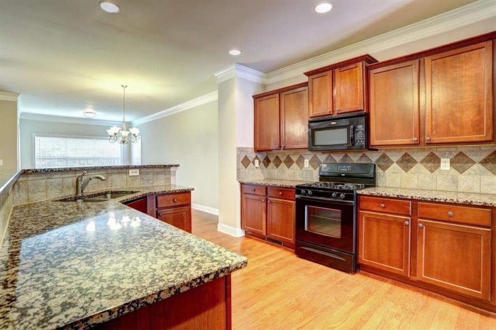 4 bedroom, 4 bathroom, 2,800 sq ft townhouse for rent at 12820 Doe Drive, Alpharetta, GA 30004 for $3,000 a month — photo 8