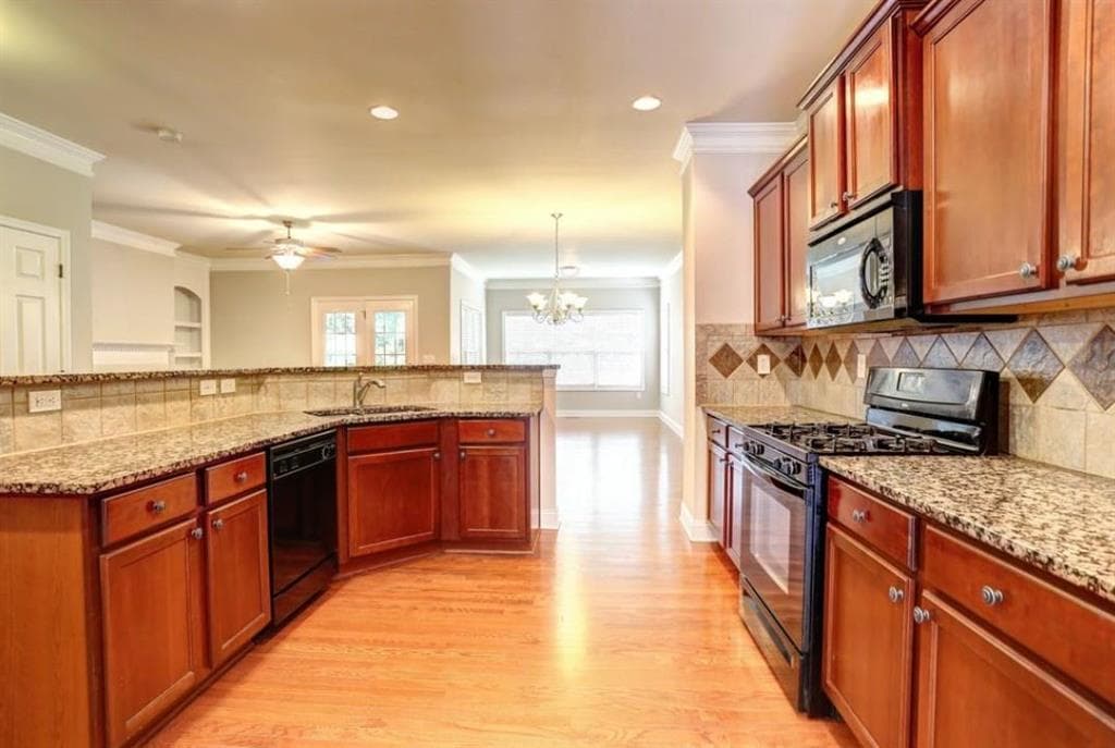 4 bedroom, 4 bathroom, 2,800 sq ft townhouse for rent at 12820 Doe Drive, Alpharetta, GA 30004 for $3,000 a month — photo 9