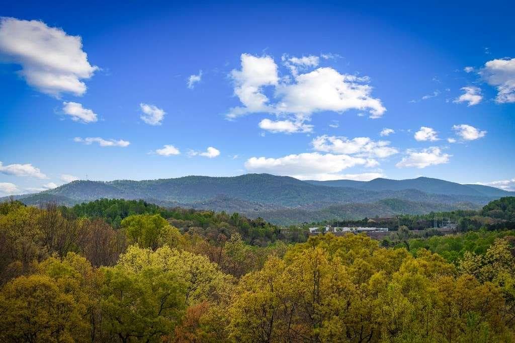 4 bedroom, 5 bathroom, 4,216 sq ft single family residence under contract at 167 Cohutta Sunset Drive, Blue Ridge, GA 30513 — photo 7