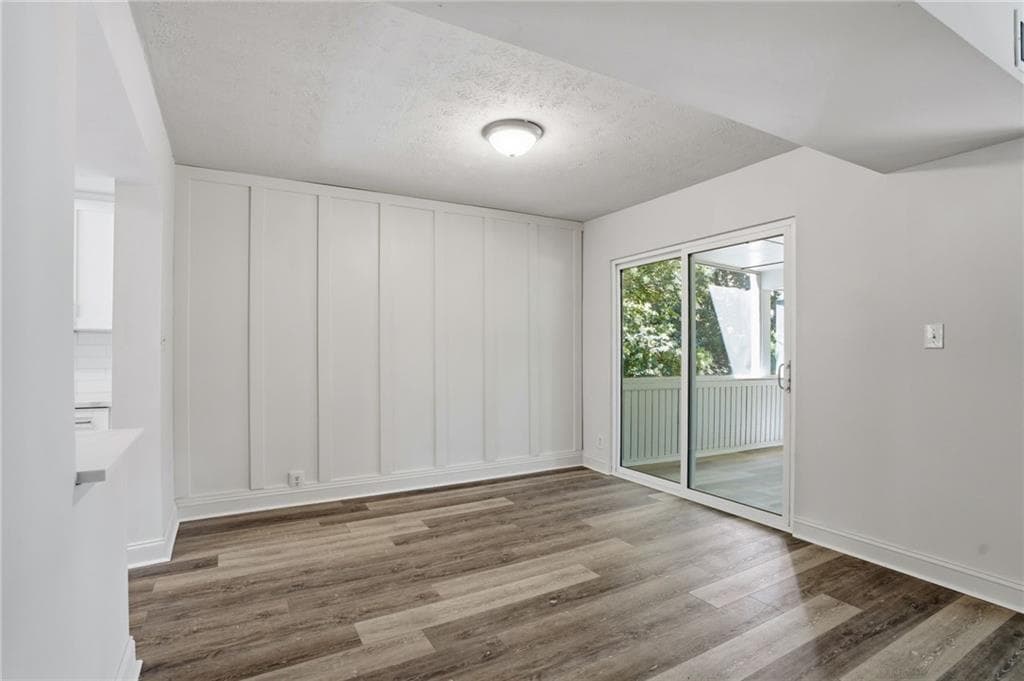 3 bedroom, 2 bathroom, 1,391 sq ft condominium under contract at 2620 Meadowlawn Drive, Marietta, GA 30067 — photo 5