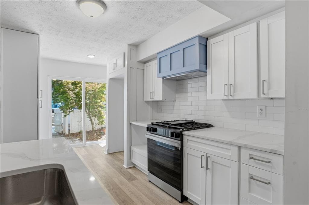 3 bedroom, 2 bathroom, 1,391 sq ft condominium under contract at 2620 Meadowlawn Drive, Marietta, GA 30067 — photo 8