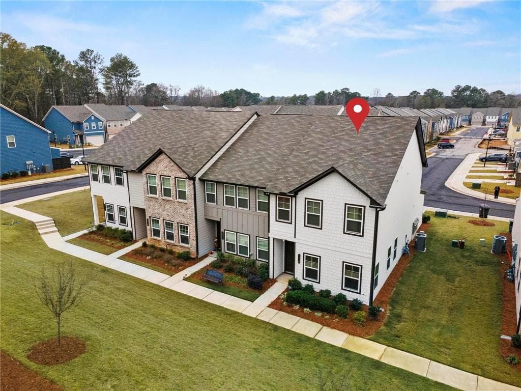 3 bedroom, 3 bathroom, 1,582 sq ft townhouse for sale at 4420 Ryan Street, Douglasville, GA 30135 — photo 3