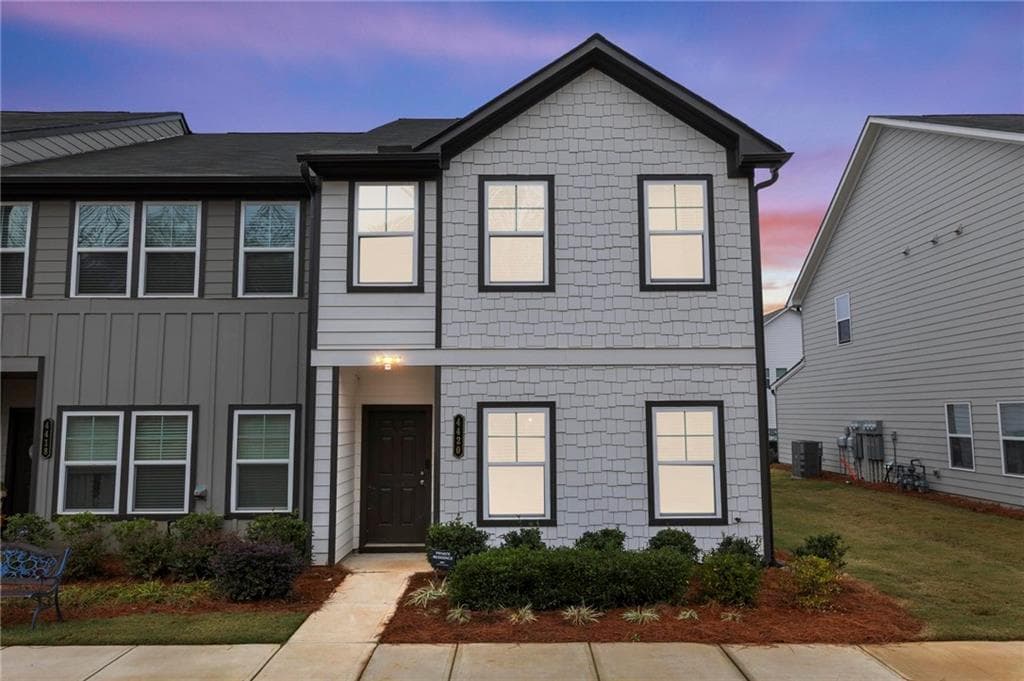 3 bedroom, 3 bathroom, 1,582 sq ft townhouse for sale at 4420 Ryan Street, Douglasville, GA 30135 — photo 2