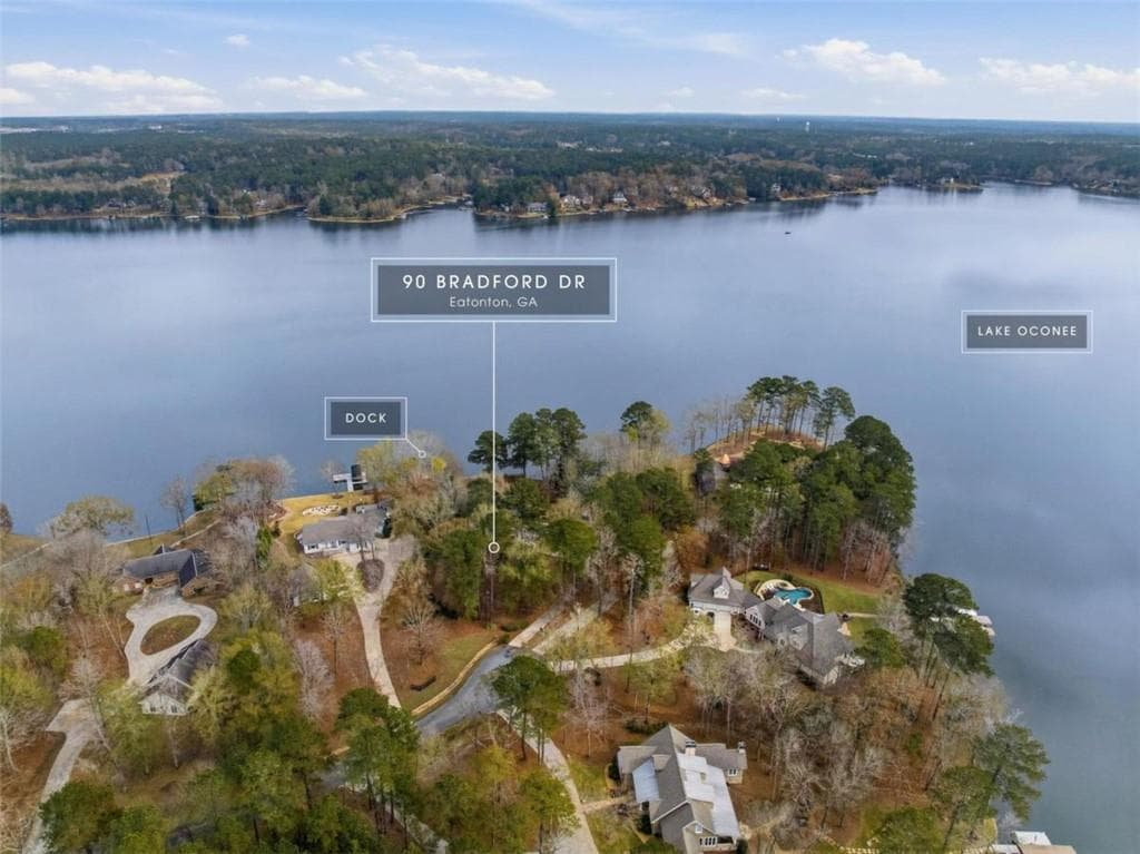 4 bedroom, 5 bathroom, 3,284 sq ft single family residence for sale at 90 Bradford Drive, Eatonton, GA 31024 — photo 2