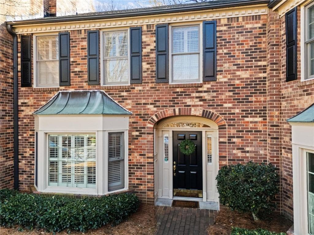 31 Howell Mill Plantation, Atlanta, GA 30327 — most recent listing photo