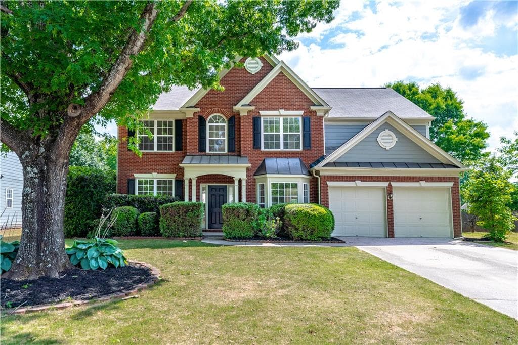 4 bedroom, 3 bathroom, 3,266 sq ft single family residence for sale at 4721 Creek Hill Lane, Sugar Hill, GA 30518 — photo 2