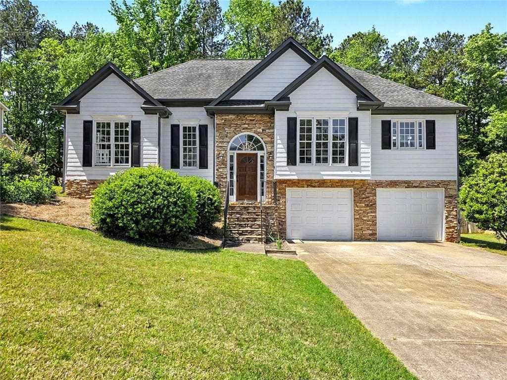 4 bedroom, 3 bathroom, 3,028 sq ft single family residence sold at 74 Crestview Lane, Dallas, GA 30157