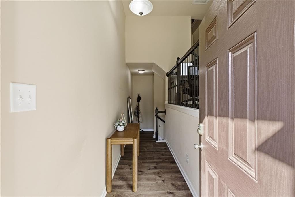 4 bedroom, 4 bathroom, 2,449 sq ft townhouse for sale at 4322 Buford Valley, Buford, GA 30518 — photo 3