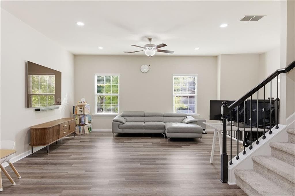 4 bedroom, 4 bathroom, 2,449 sq ft townhouse for sale at 4322 Buford Valley, Buford, GA 30518 — photo 8