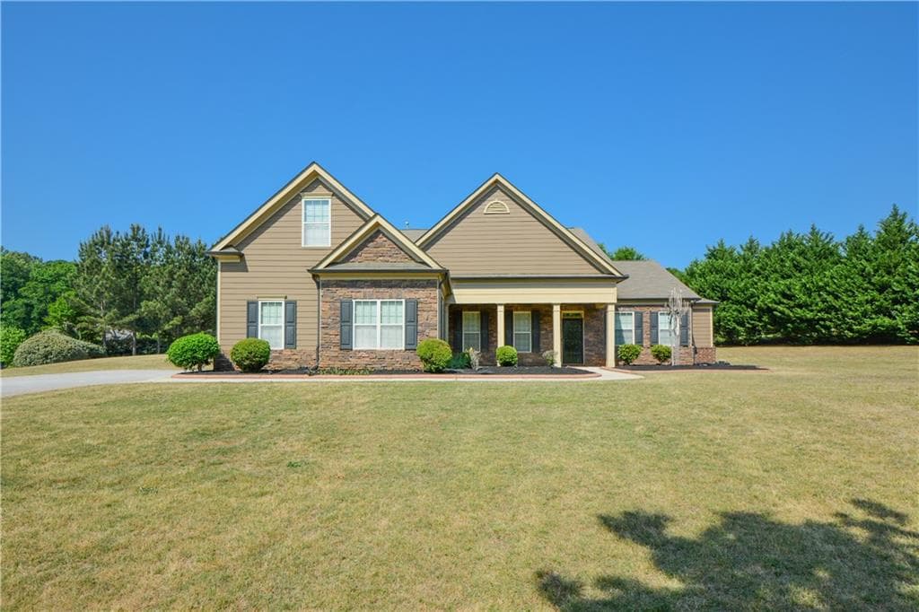 4 bedroom, 4 bathroom, 3,073 sq ft single family residence for sale at 125 Haddonstone Drive, Fayetteville, GA 30215 — photo 2